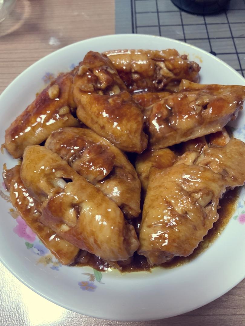 外婆教我的红烧鸡翅·连汤汁都狠好吃！！！