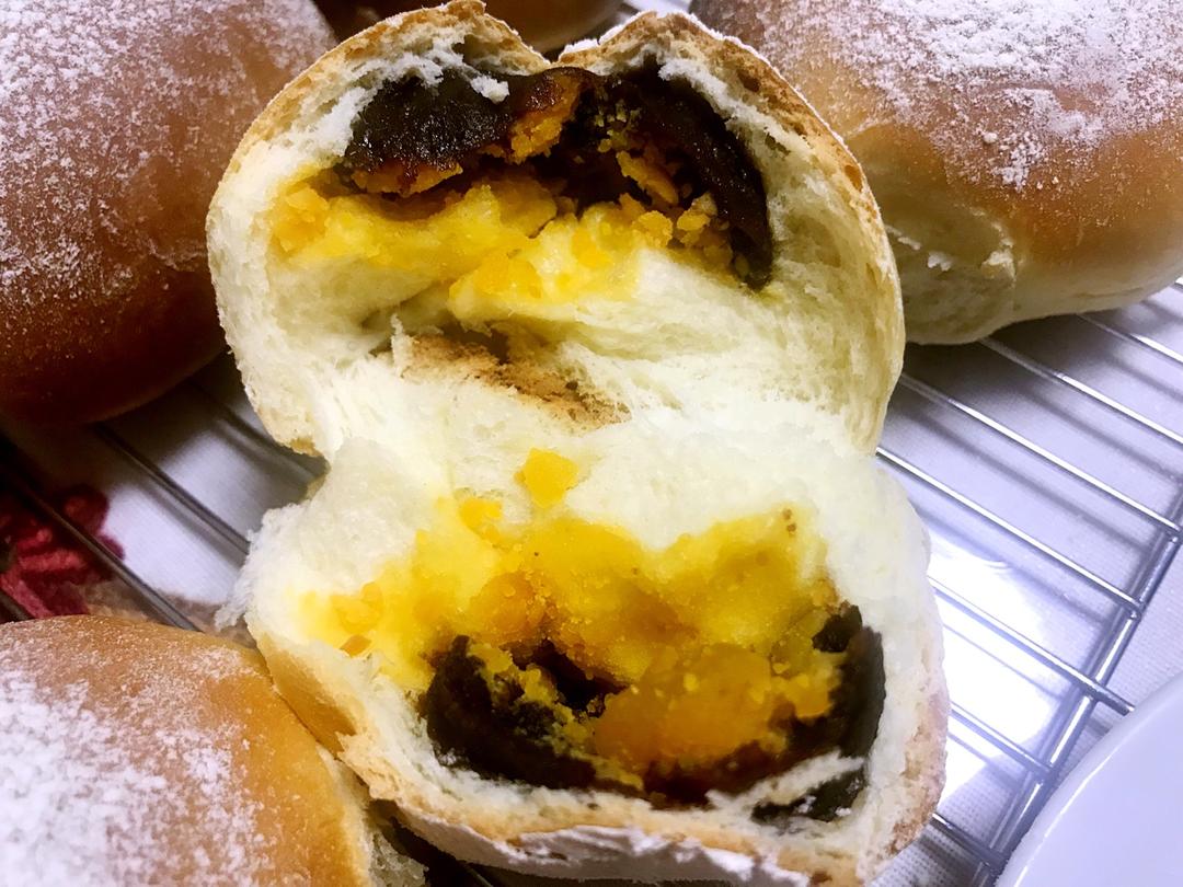 豆沙蛋黄面包～好吃到哭～