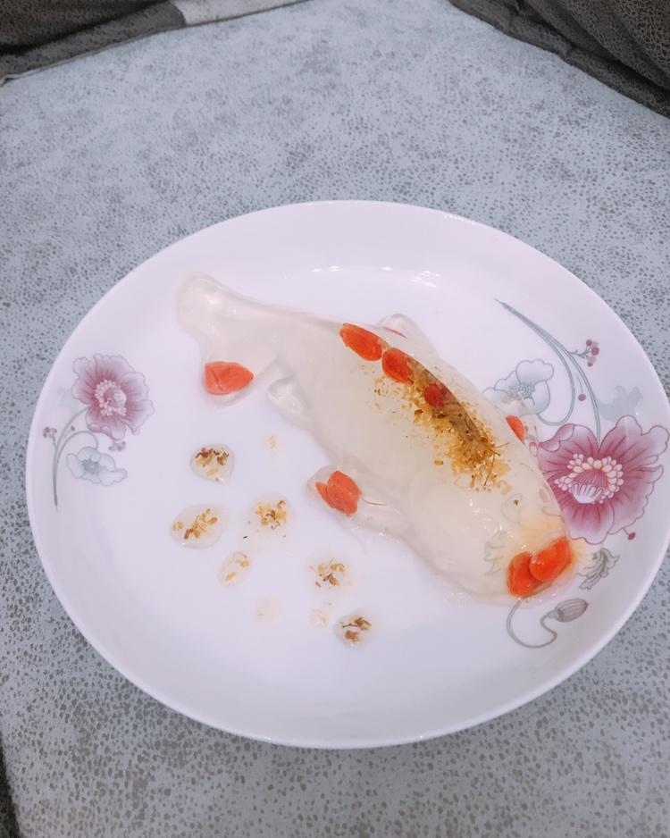 年夜饭桌上最惊艳的压轴甜点：桂花枸杞琉璃鱼