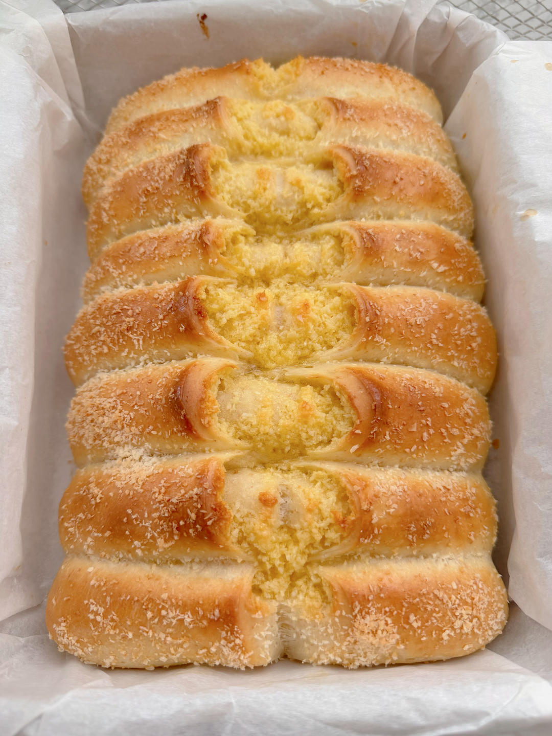 一次发酵-松软拉丝椰蓉排包-椰蓉金砖-椰蓉面包