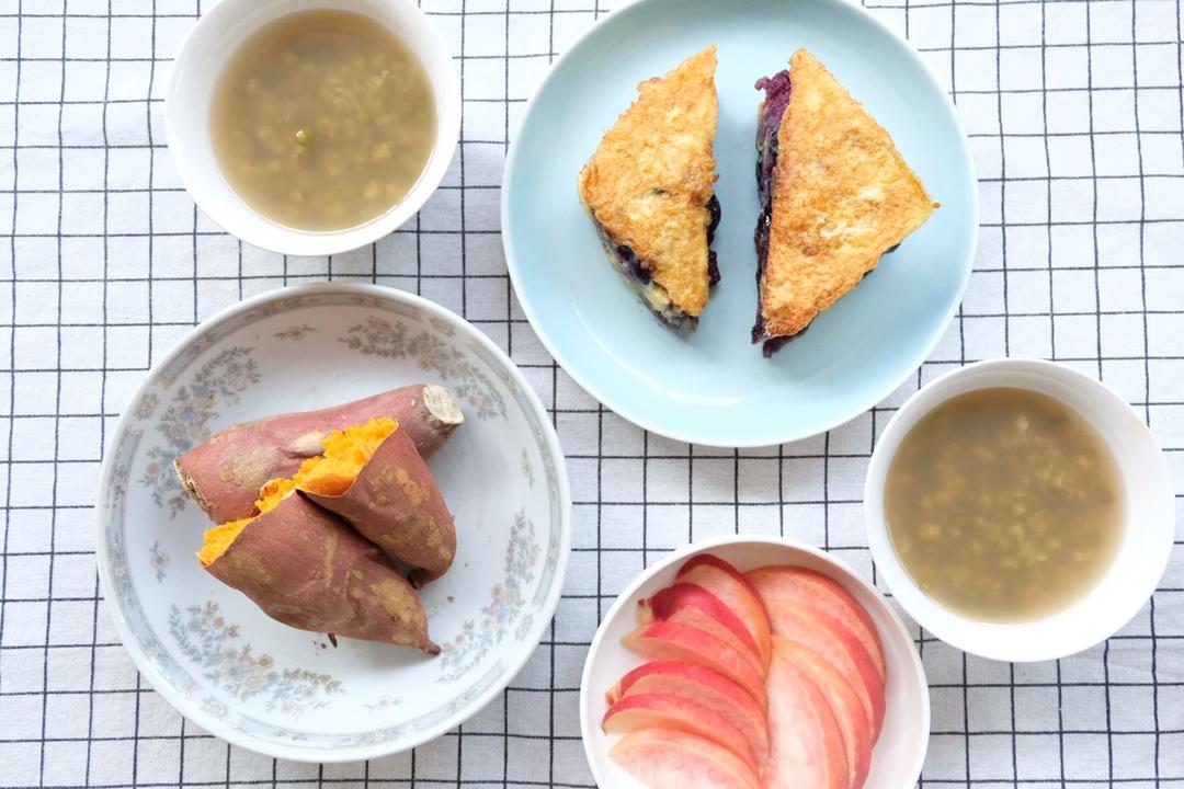 桃子的朴素吃法（桃子加盐）
