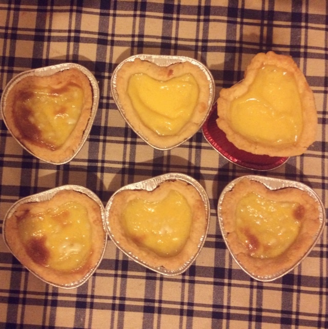 不用千层酥皮也能做出美味蛋挞【港式蛋挞】