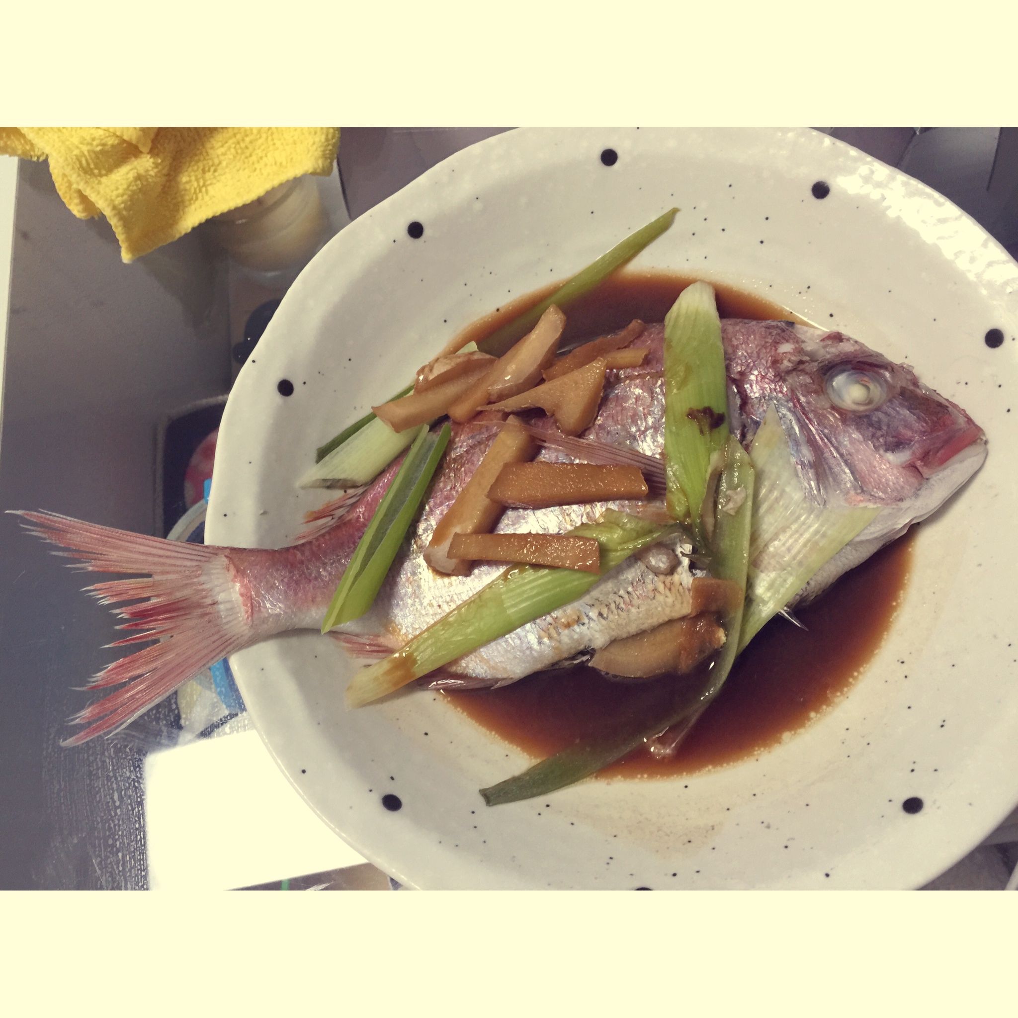 清蒸红鲷鱼（自配浇汁）