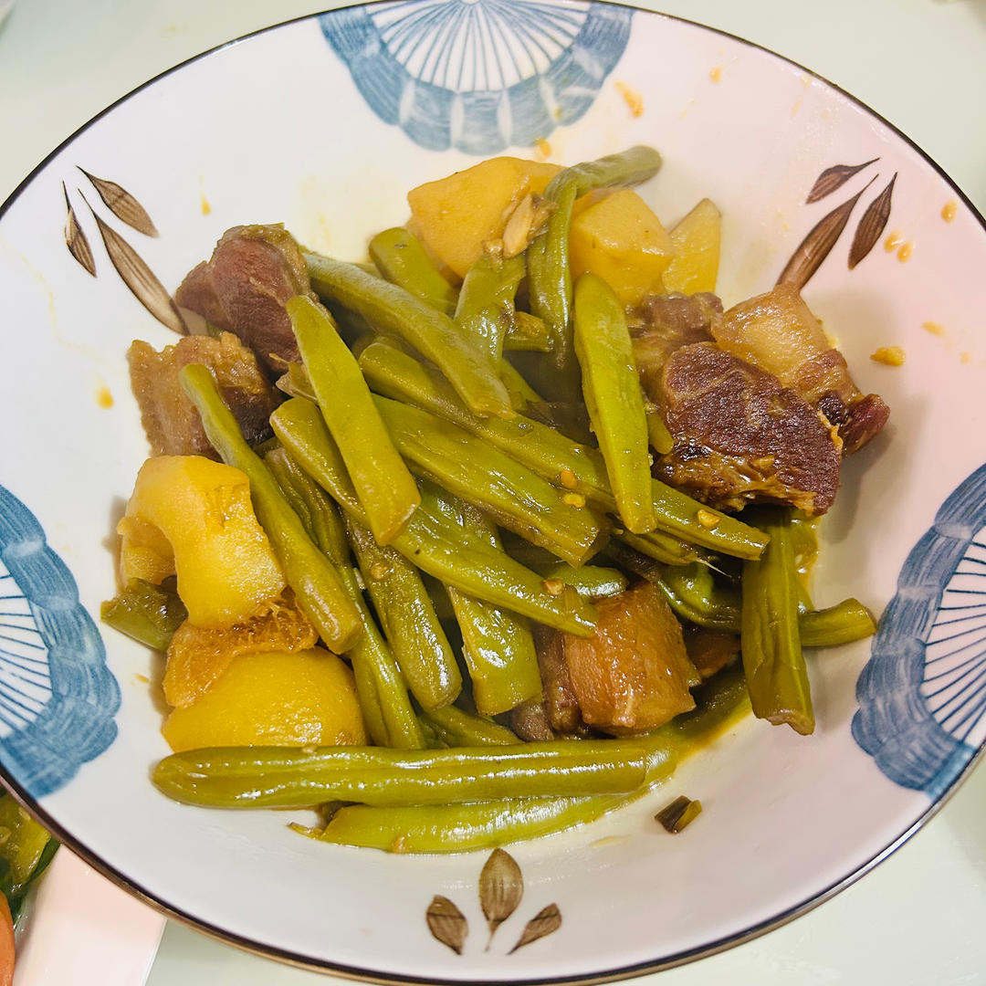 百吃不厌的东北豆角炖肉