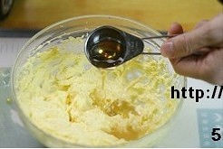 奶油霜的做法 步骤5