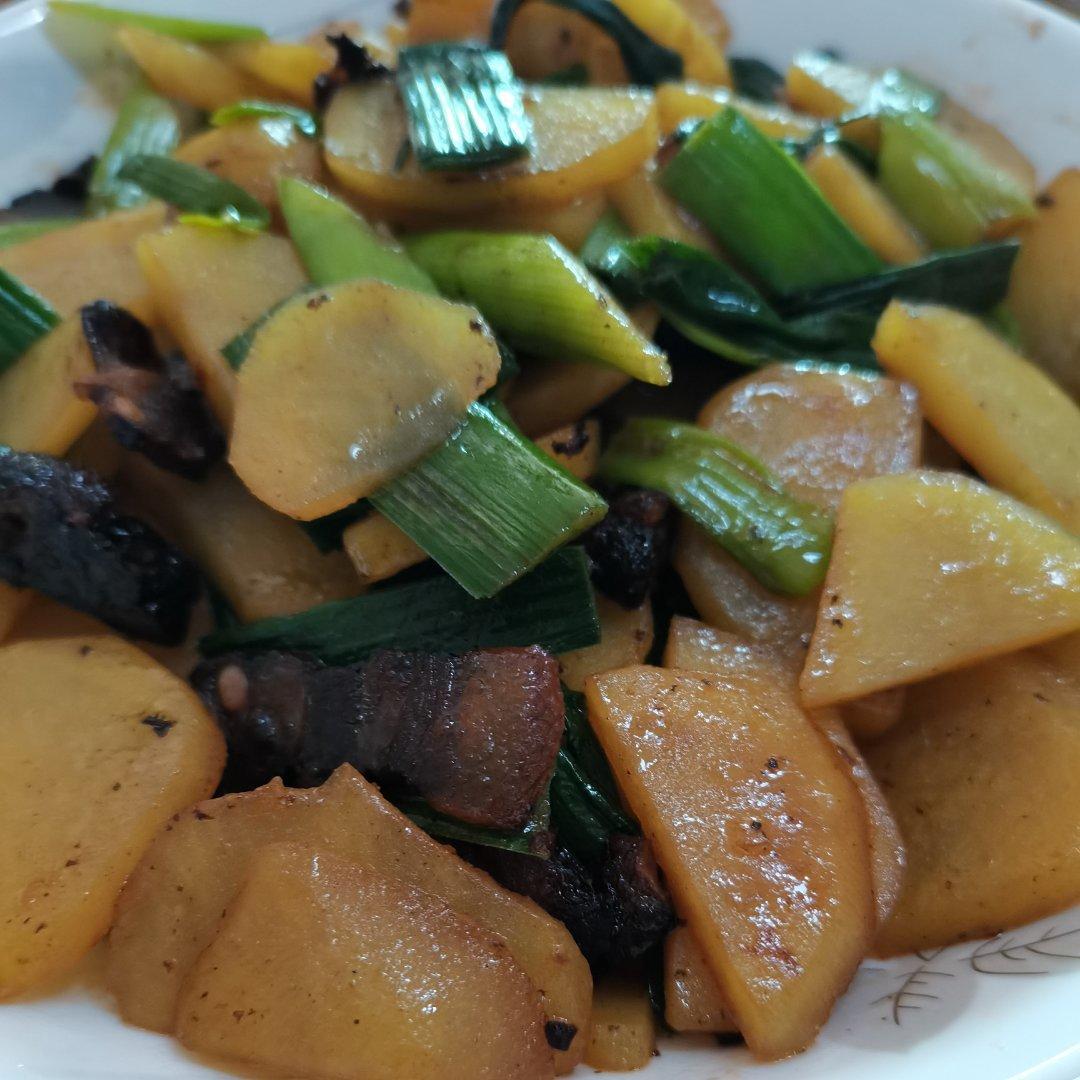 肉丝炒大蒜土豆