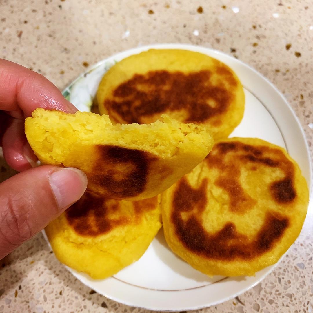 玉米面菜饼子（贴饼子）