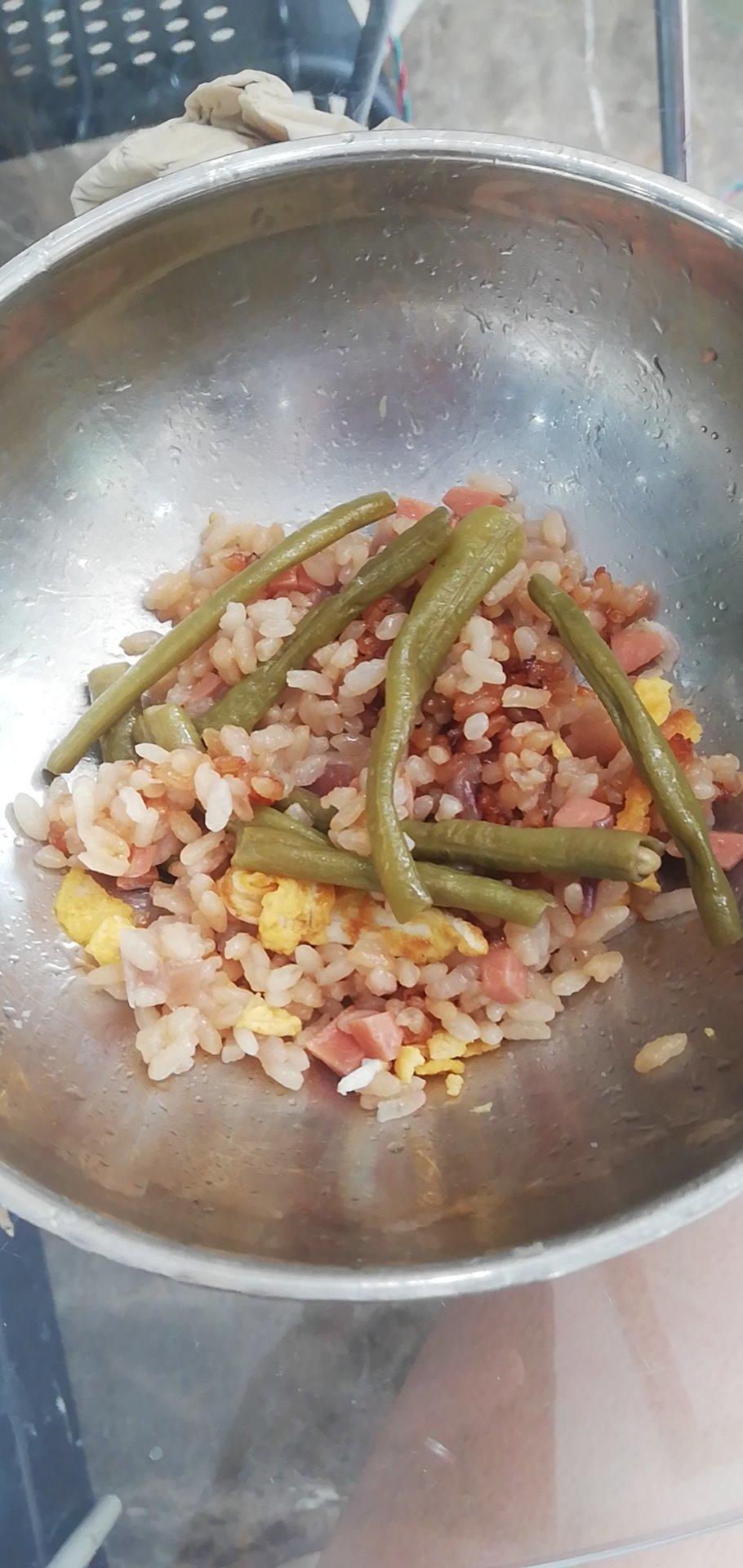 童年回忆-妈妈牌豆角饭