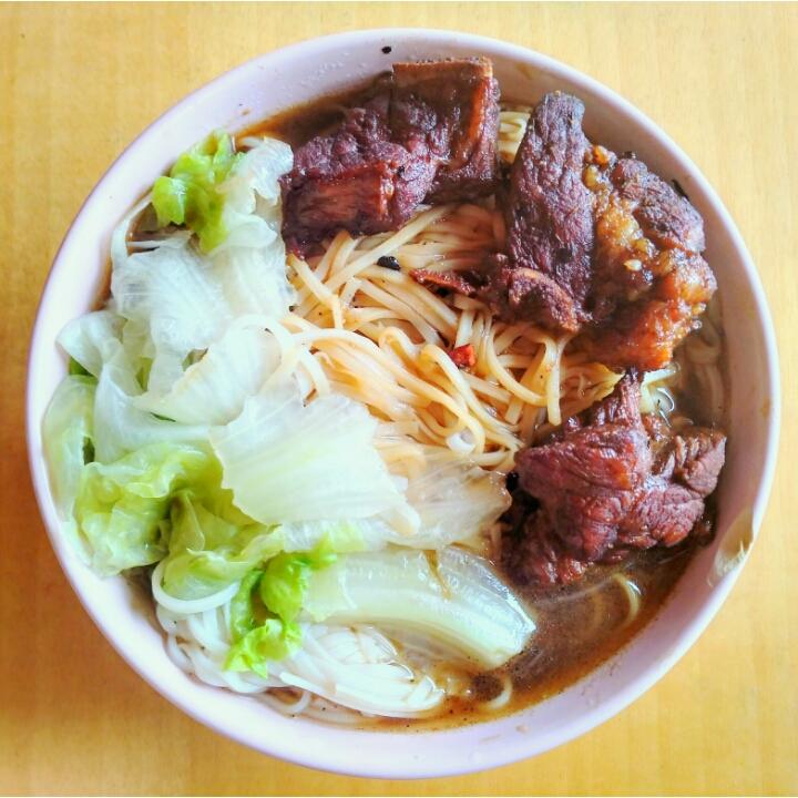 红烧排骨面