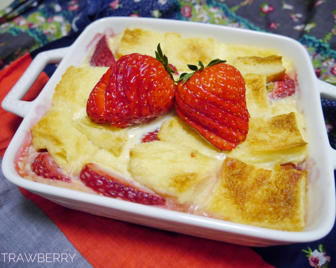 小天使草莓面包布丁