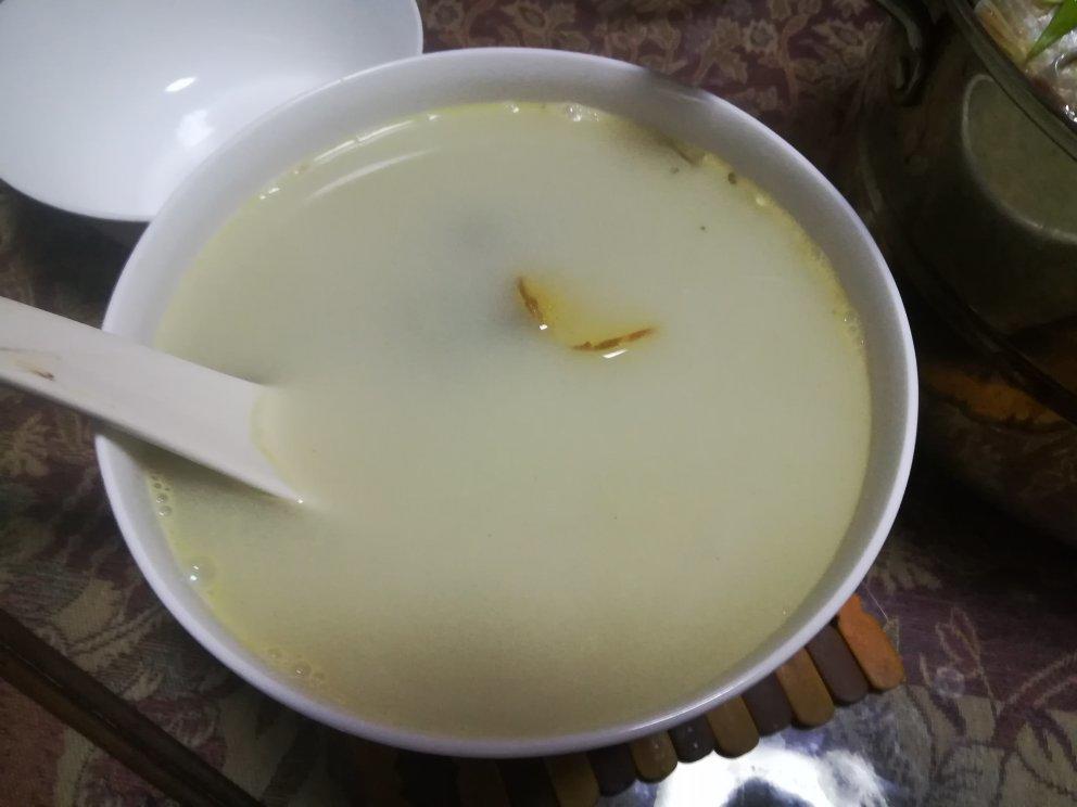 香浓鲫鱼汤