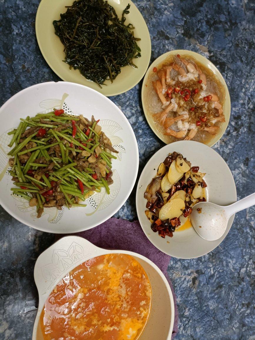 清炒枸杞头
