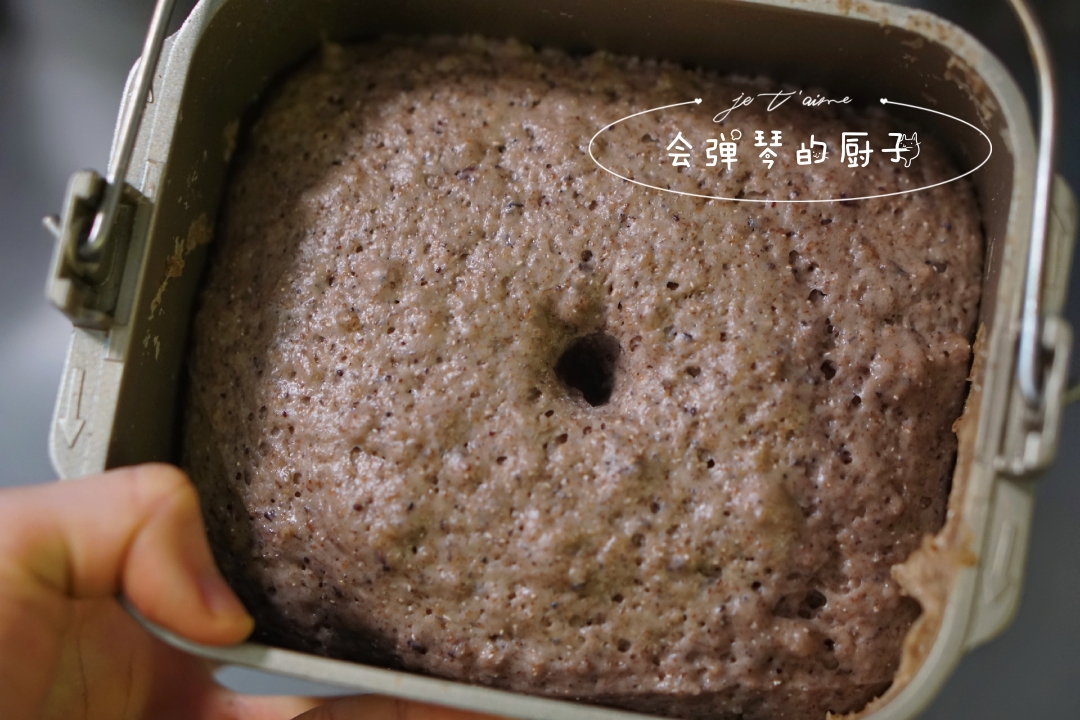 燕麦米杂粮欧包🥖无蛋无奶健身包💪🏻独家米汤和面🤩的做法 步骤1