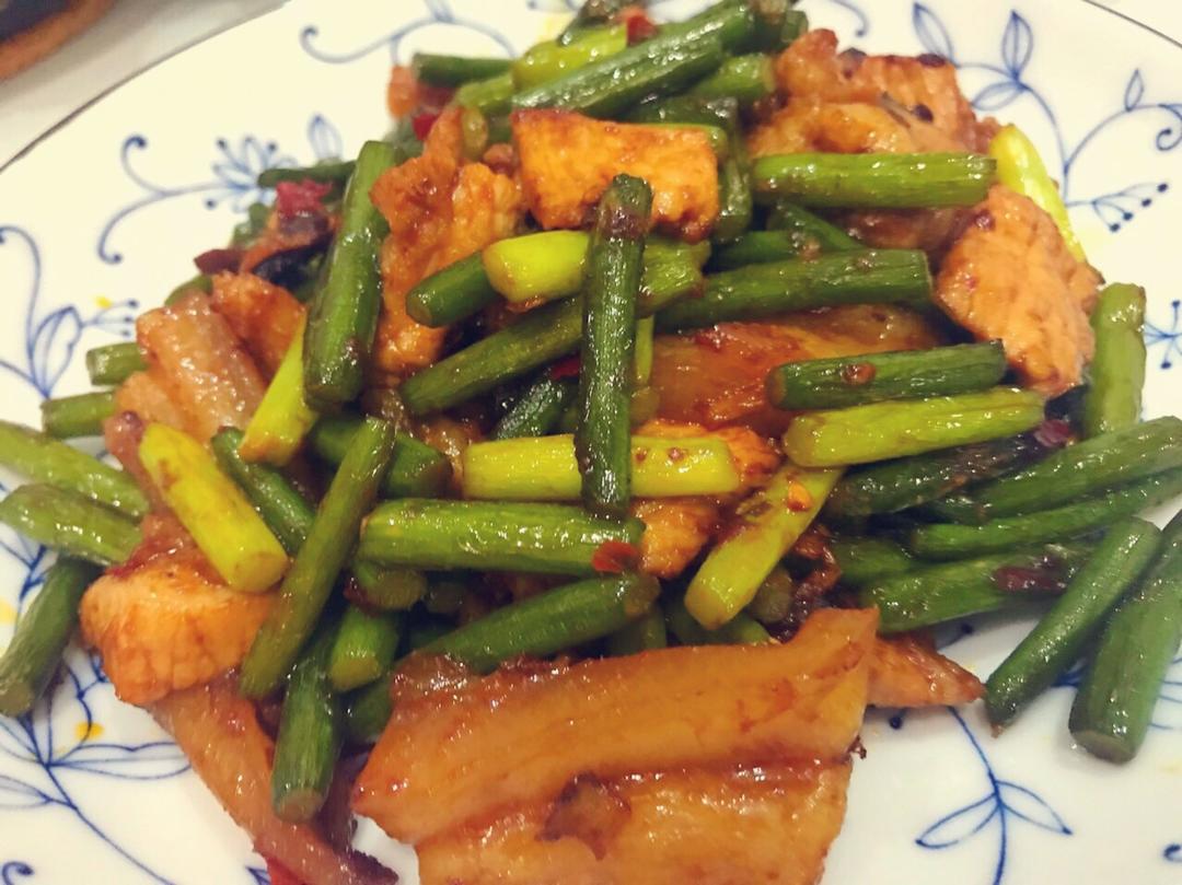 妈妈牌蒜薹炒肉