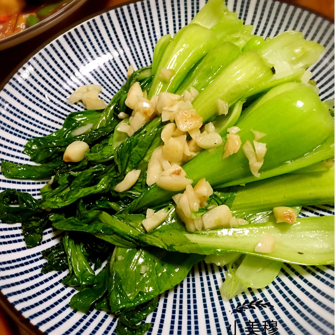 蒜蓉油菜