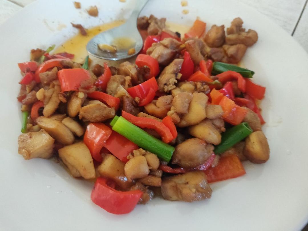 香到三公里外正在上班的男朋友立刻冲回家的神仙辣子鸡丁