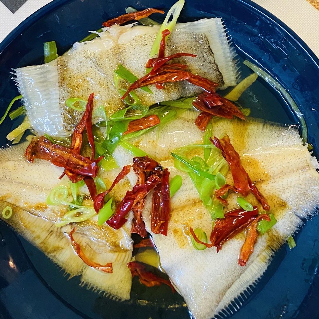 清蒸黄金鲽