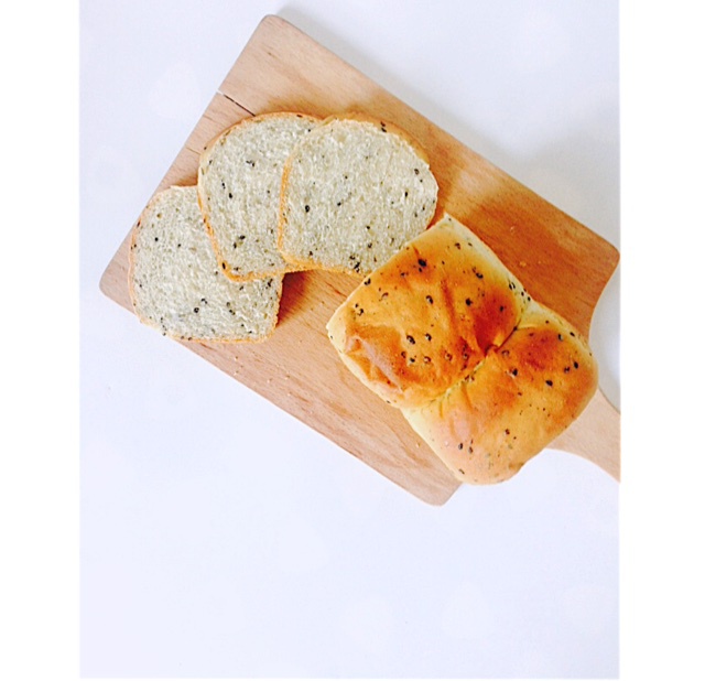 黑芝麻吐司