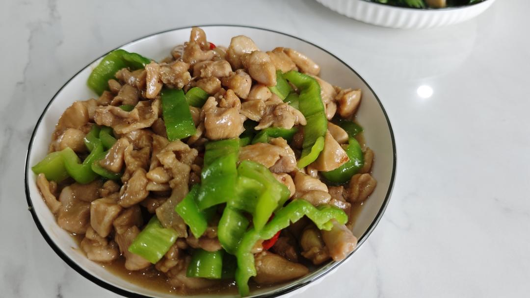 青椒炒鸡腿肉（大厨级别）