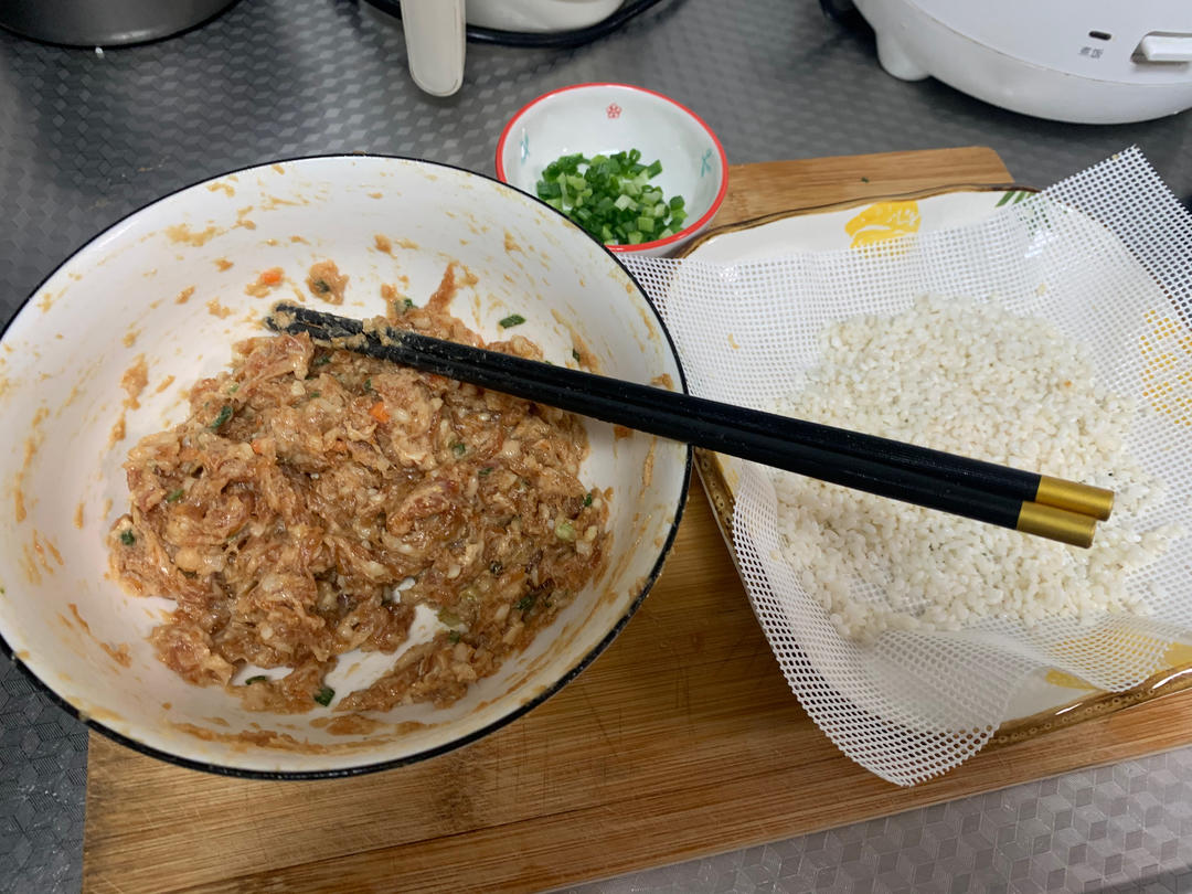 糯米珍珠丸子，年夜饭必备菜，快手蒸菜
