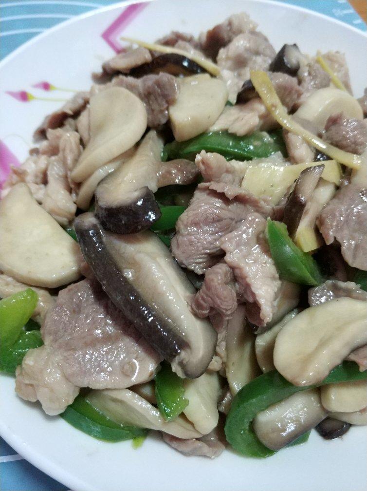 香菇炒肉，超级下饭哦