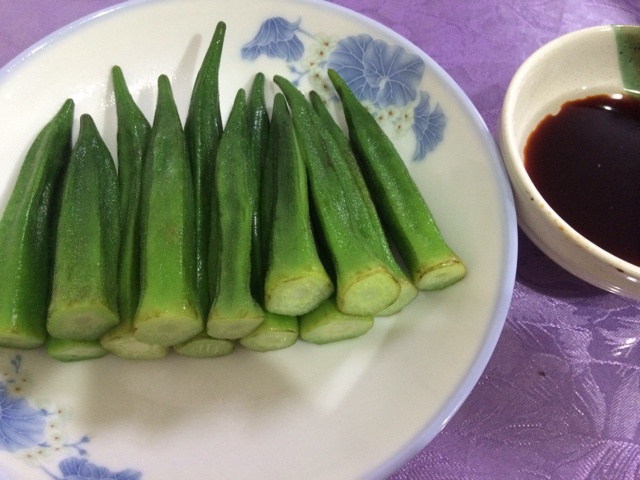 白灼秋葵