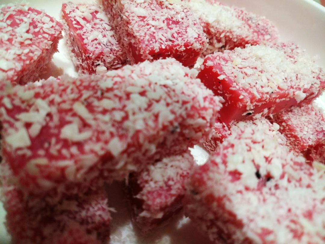 椰蓉水果牛奶果冻