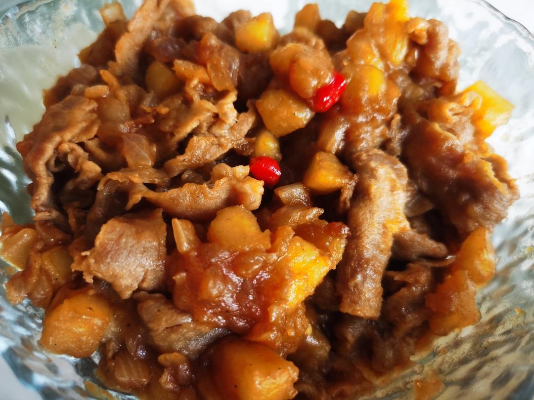 好吃到舔碗底的土豆肥牛拌饭