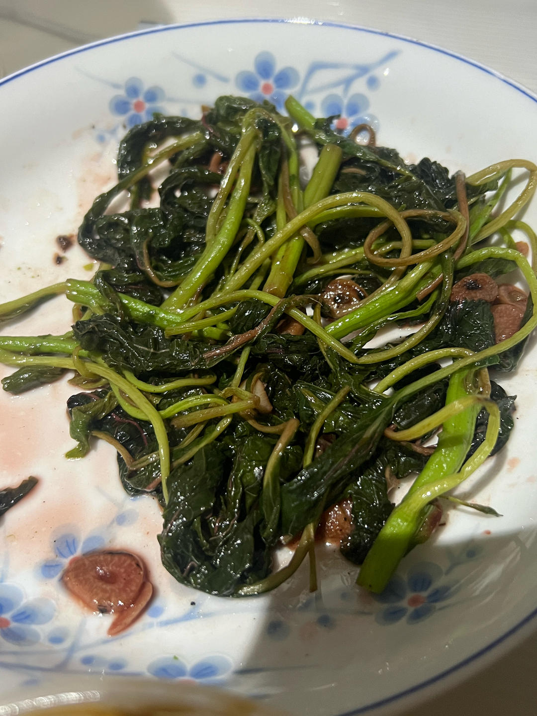 蒜茸炒红苋菜
