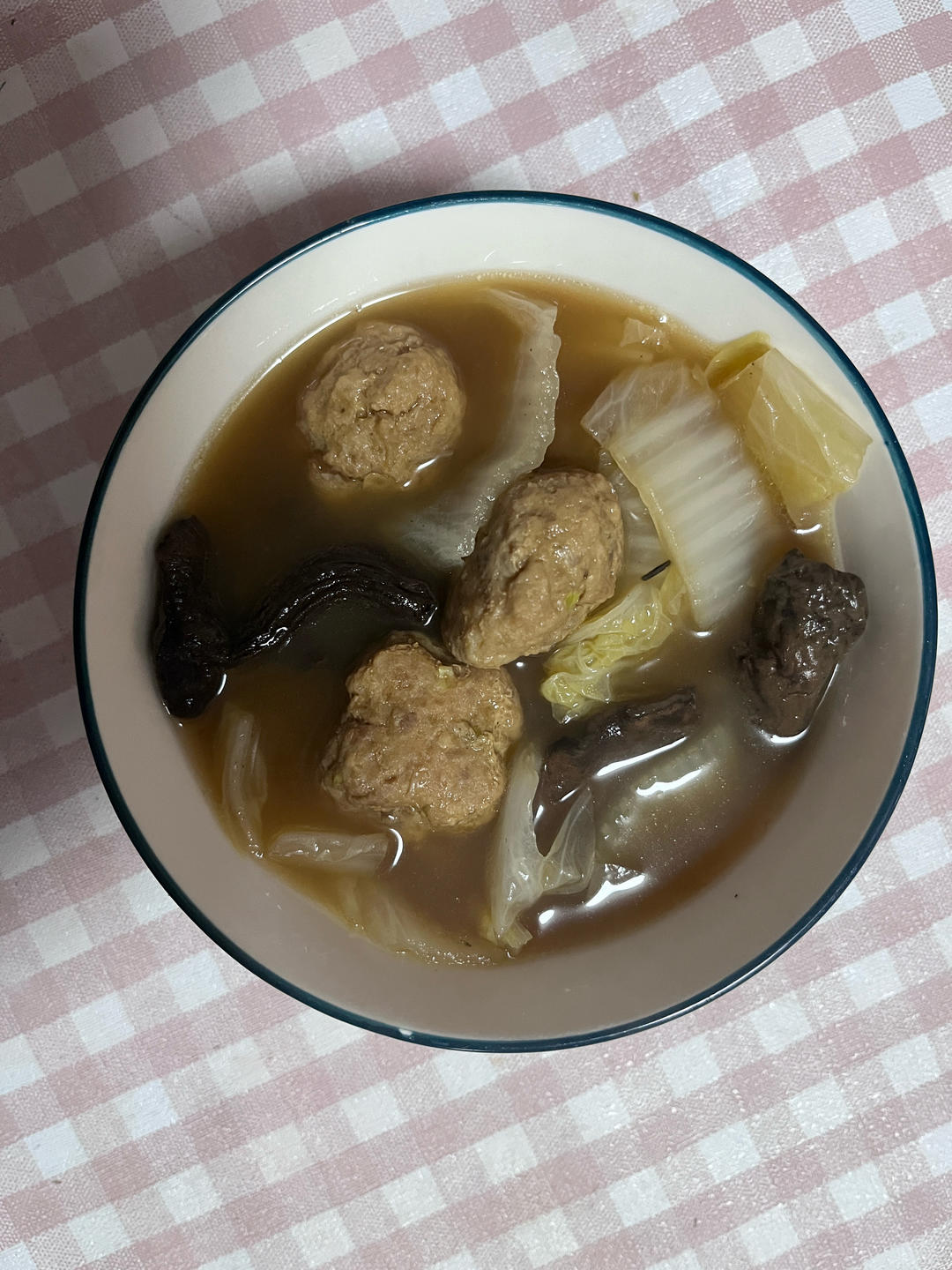 大白菜烧自制口感Q弹肉丸子
