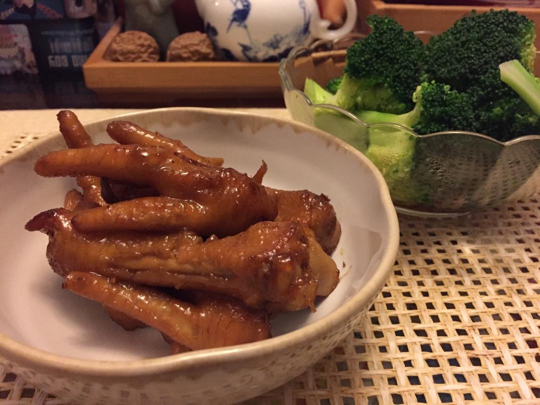 香辣烧鸡爪