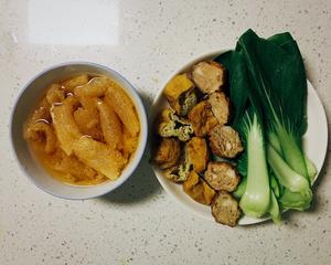 竹荪油豆腐肉丸子汤 | 太太乐鲜鸡汁快手菜的做法 步骤1