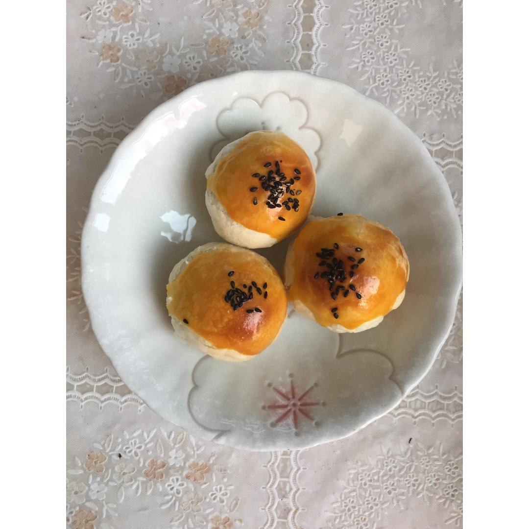 蛋黄酥