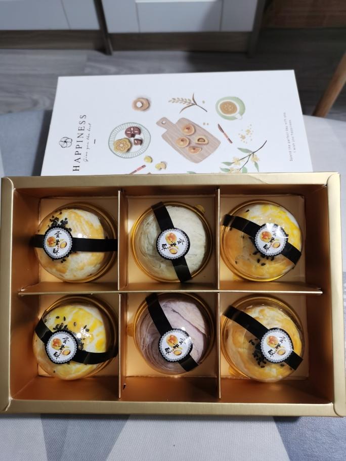 超酥的蛋黄酥