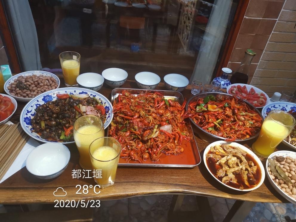 川味麻辣小龙虾、田螺