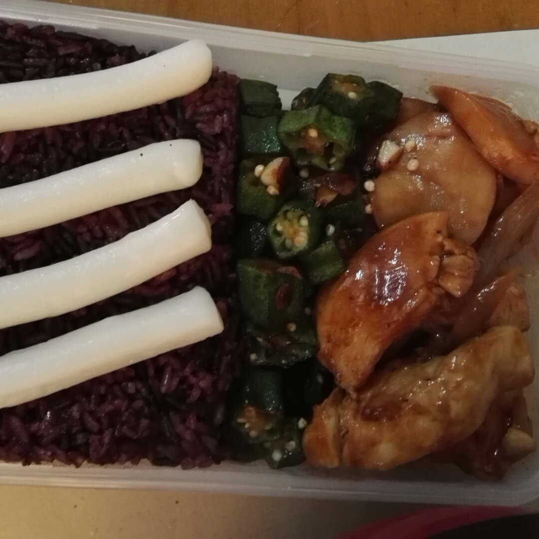 蚝油鲍菇鸡腿排