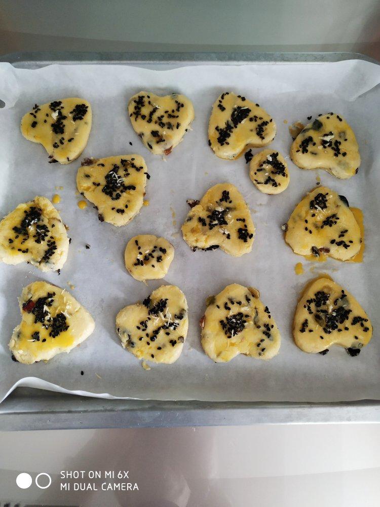 超级松软完美裂纹的司康-English scones