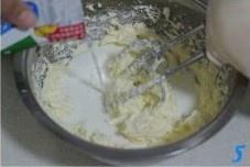 经典乳酪布丁的做法 步骤5