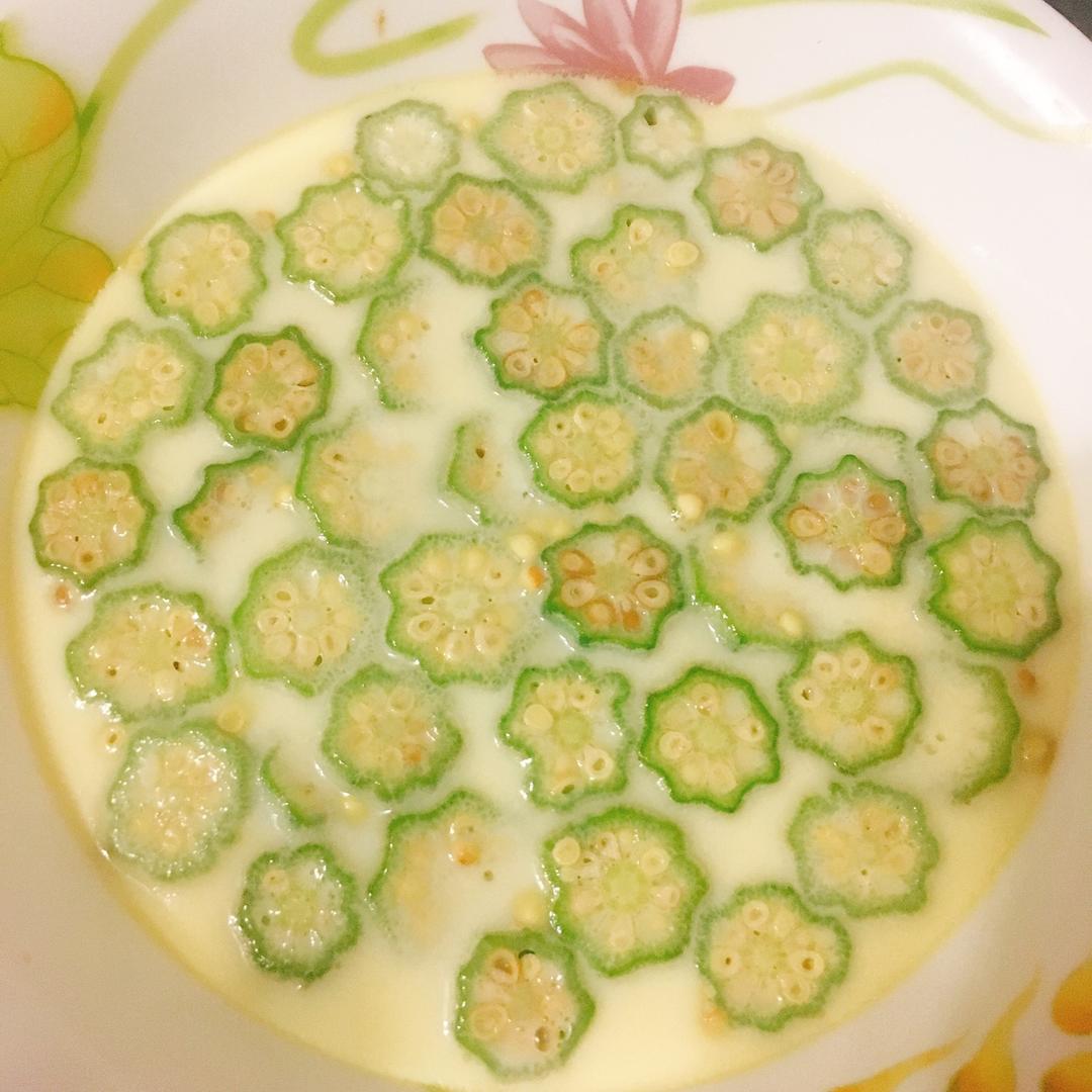 颜值控-做一朵开在碗里的花秋葵蒸水蛋