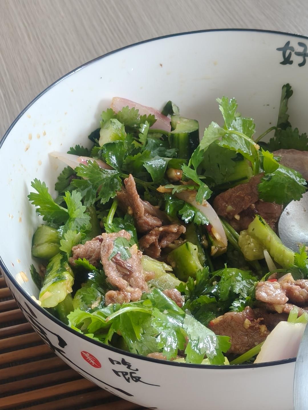 凉拌黄瓜牛肉
