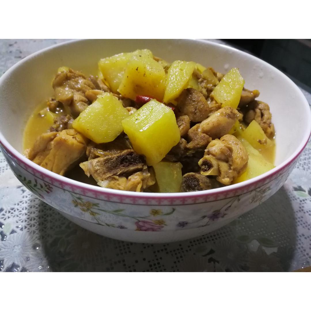 土豆炖鸡块