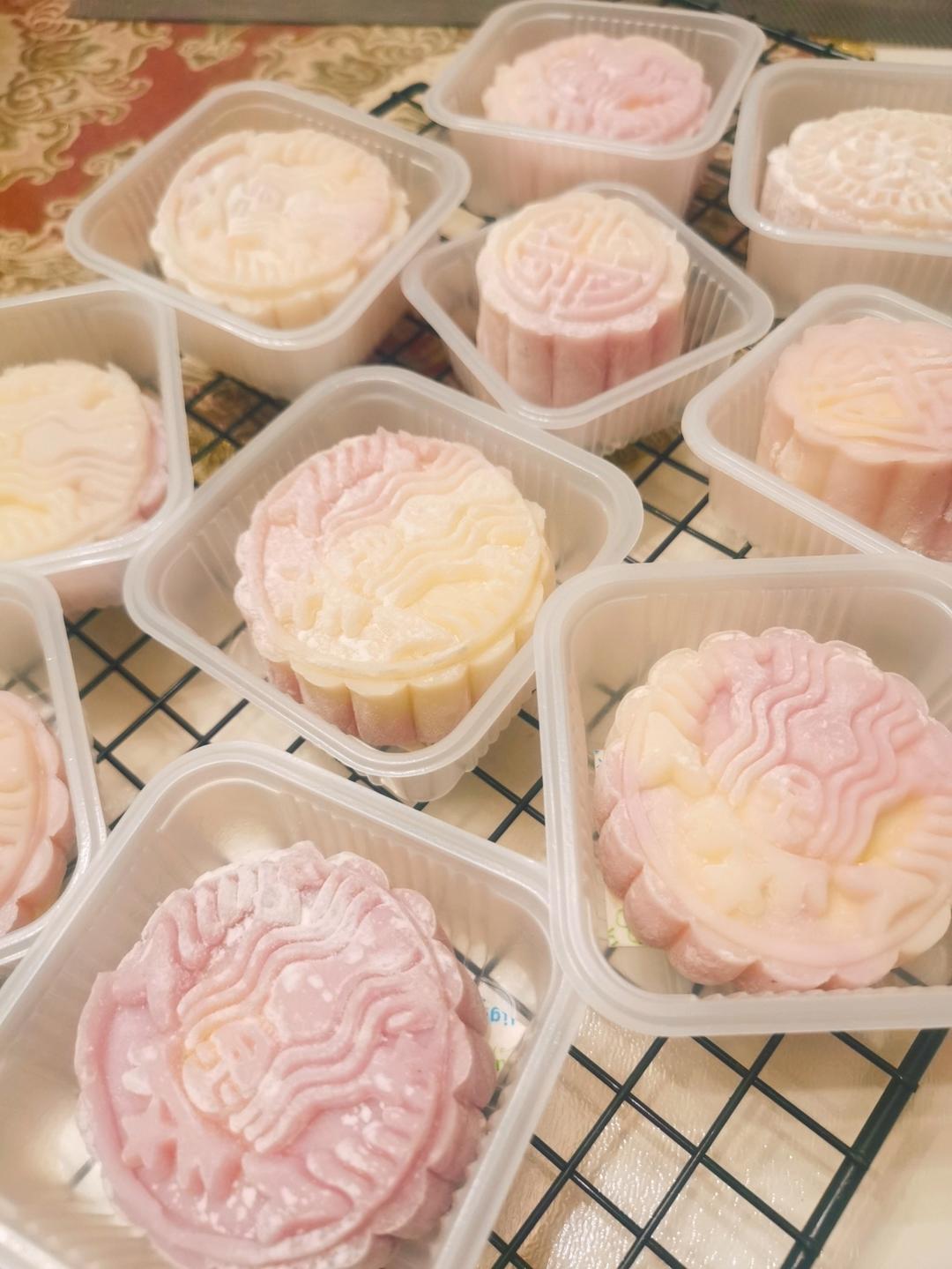 榴莲芝士冰皮月饼