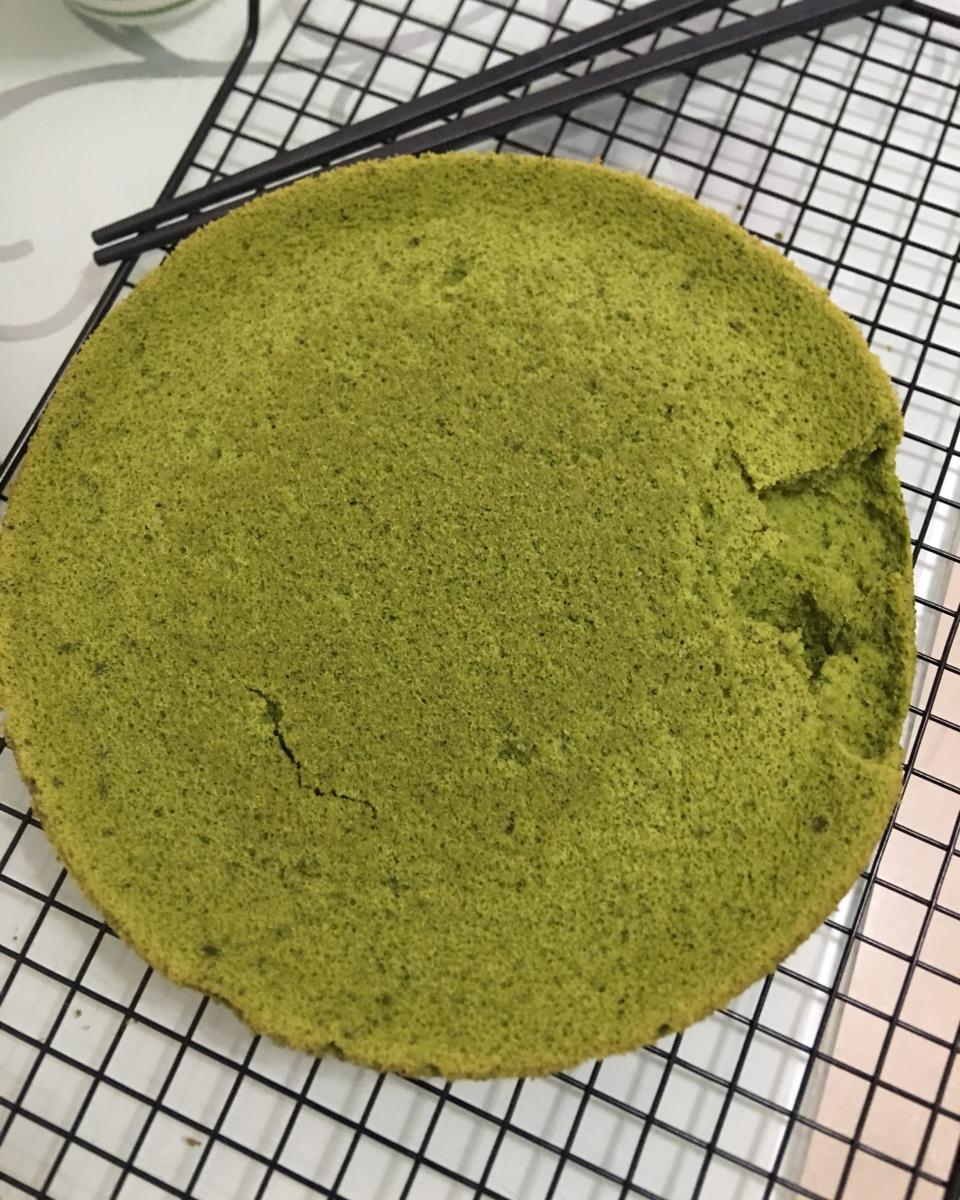 抹茶戚风蛋糕