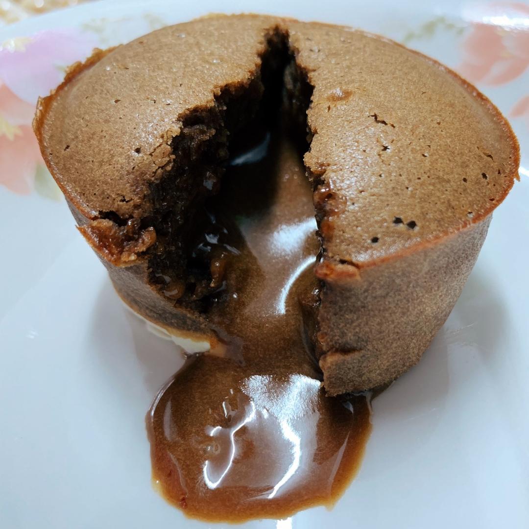 巧克力熔岩蛋糕