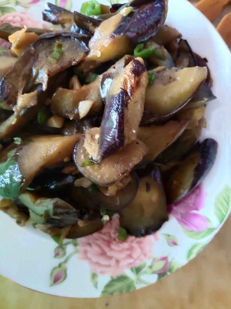 家常简单炒茄子（少油）