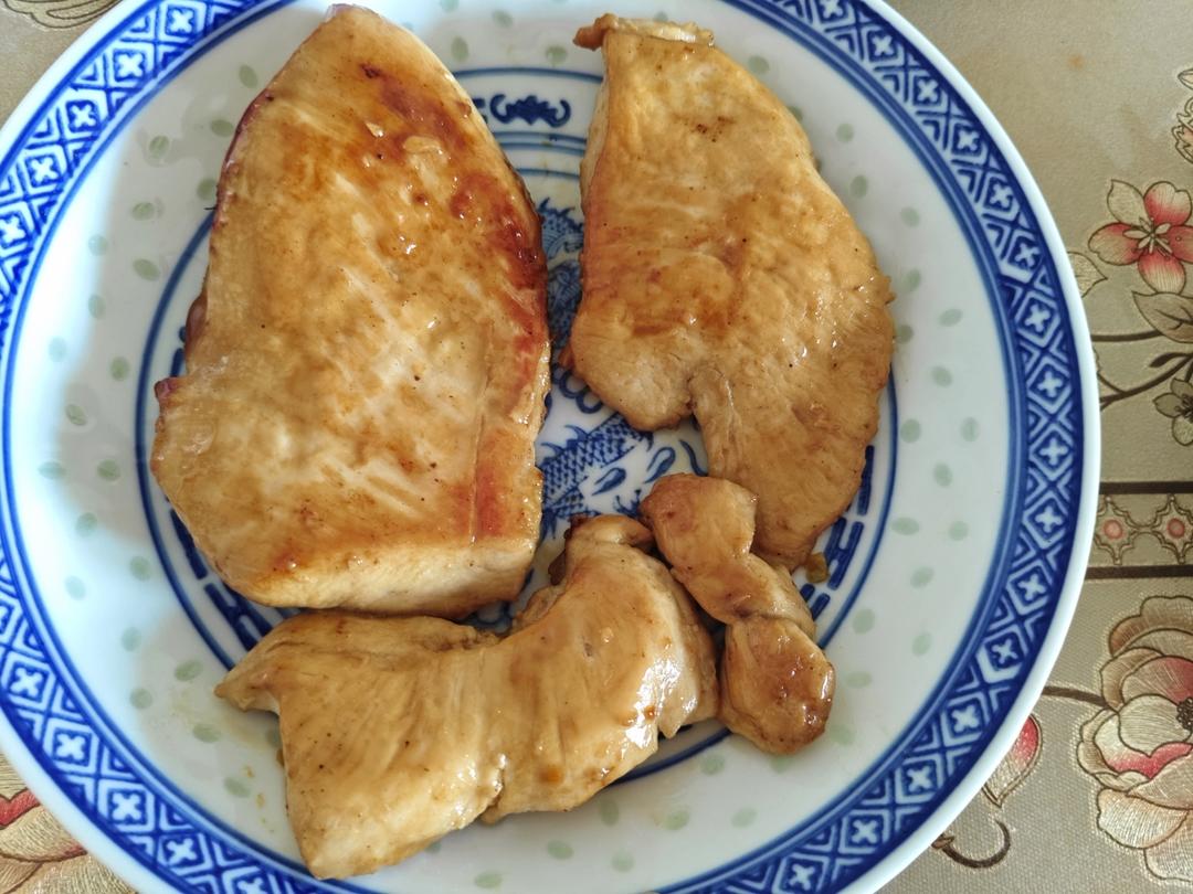 香煎鸡胸肉
