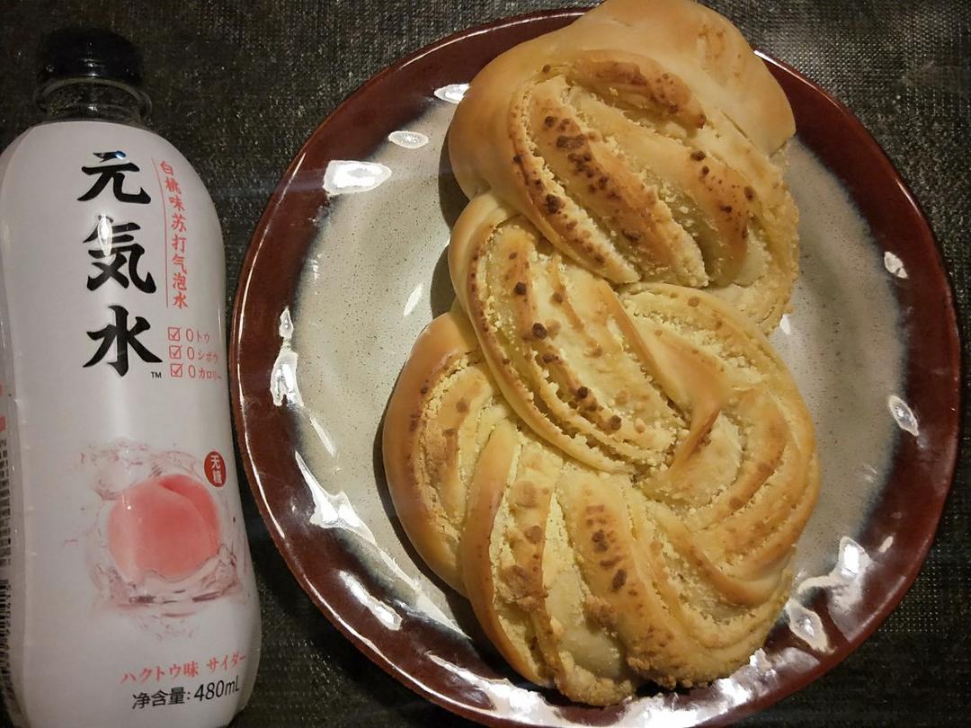 奶酥吐司