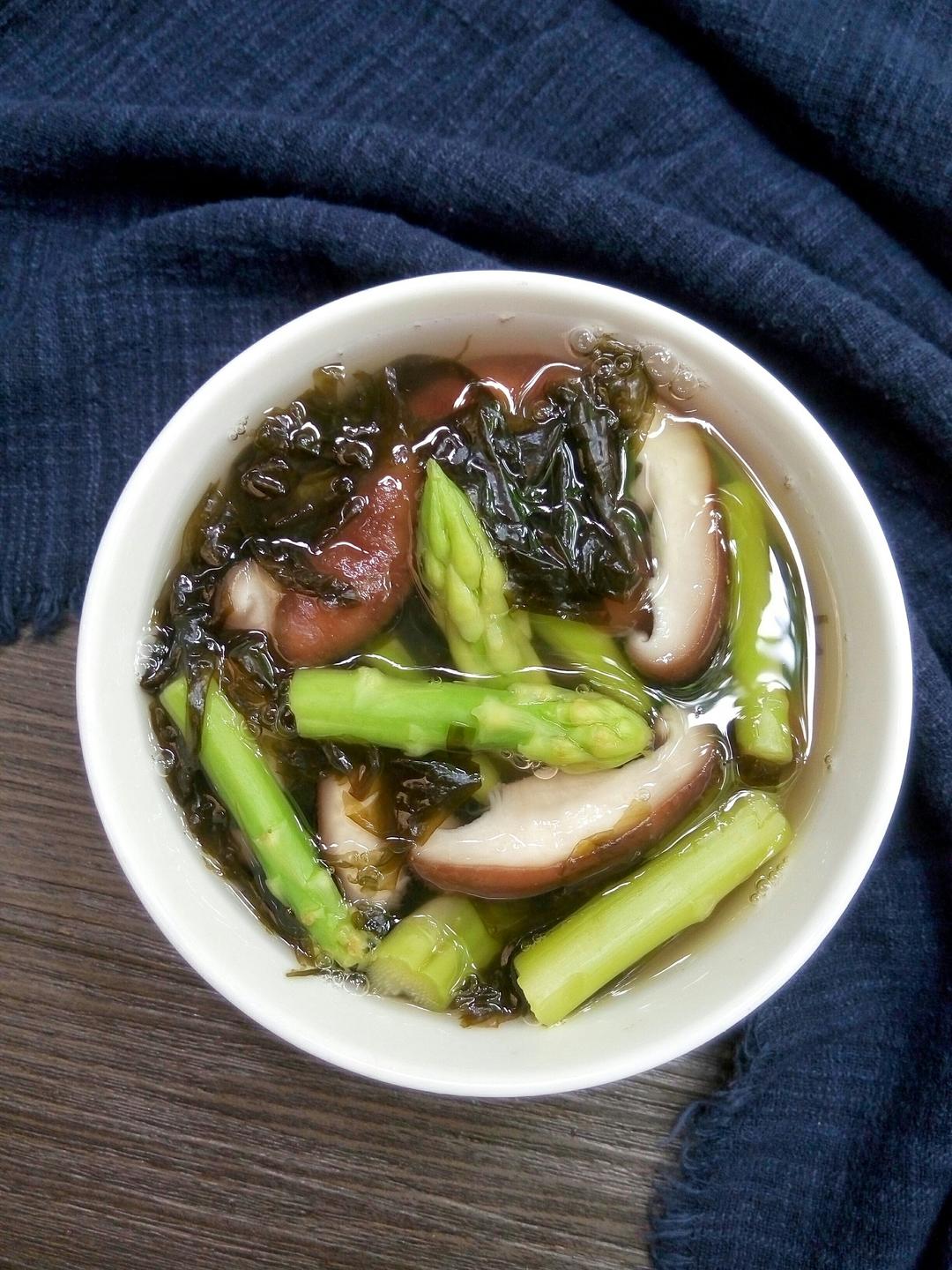 紫菜芦笋汤