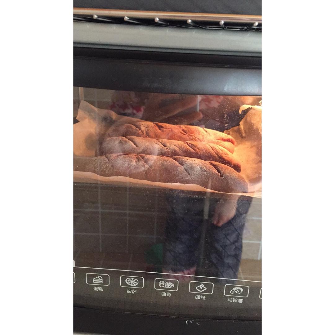 麻薯核桃夹心软欧包