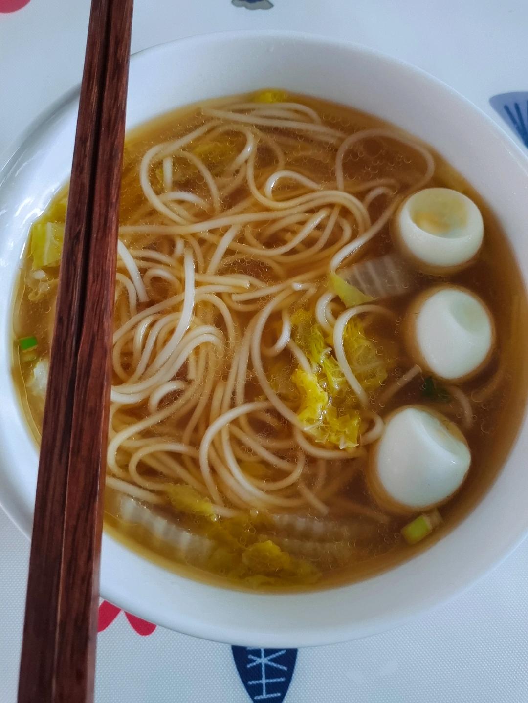 清汤挂面-香而不腻，方便快捷